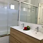 Dona Lola Sea Apartmán *